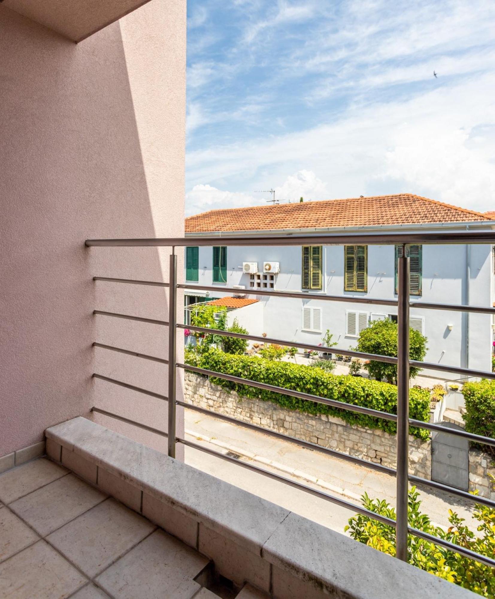 Villa Violeta With The Sea View, 3 Min Walk To The Beach Split Exterior foto